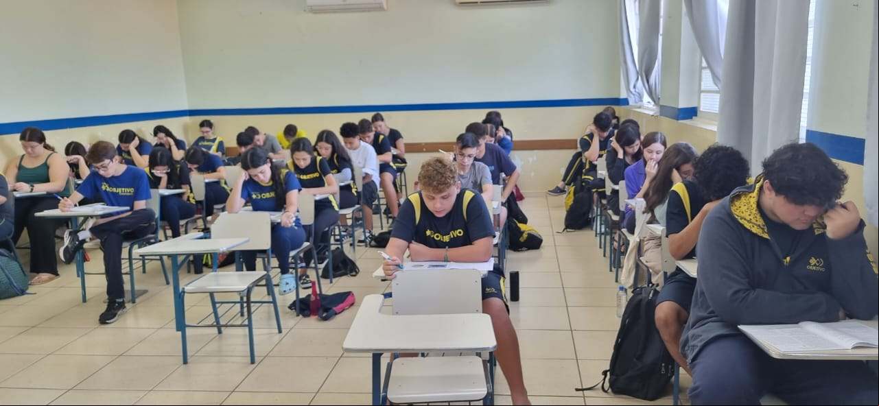 Da prática à aprovação: simulado Fuvest